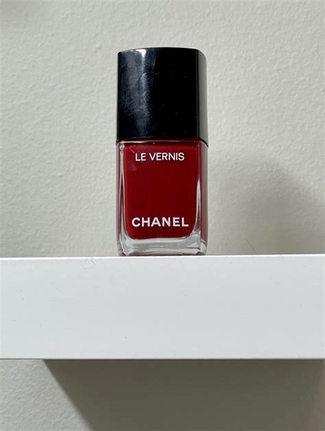 chanel classic red polish